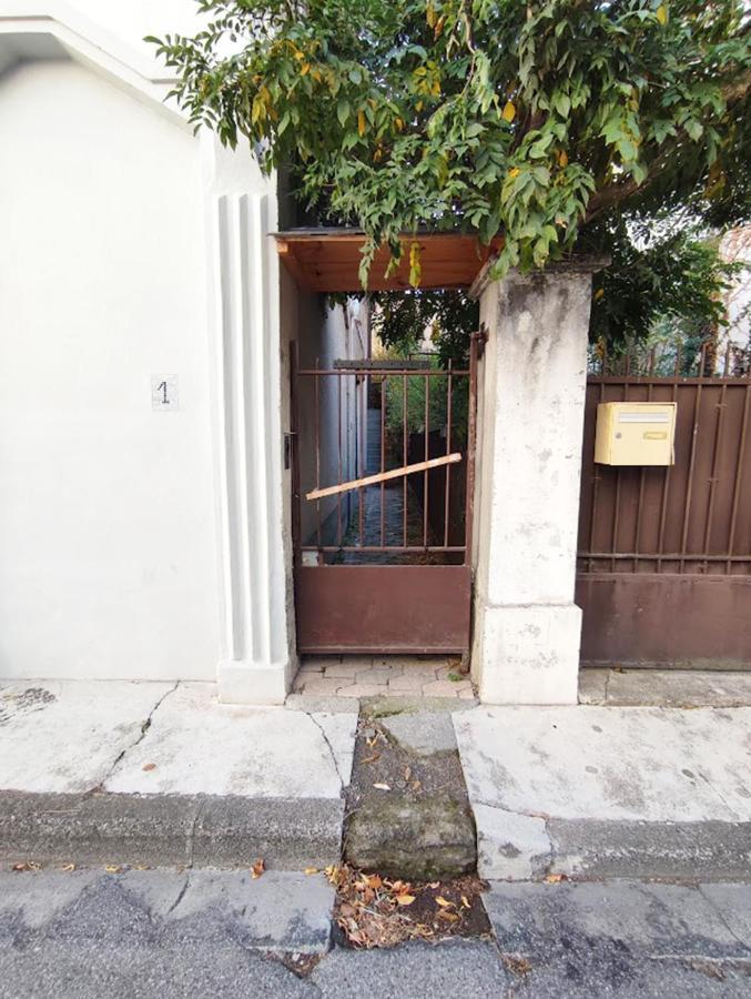 L'Escampette, Duplex T3, Centre Luchon, Wifi, Casier A Skis, 4 Personnes Bagnères-de-Luchon 외부 사진